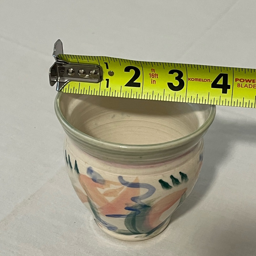 Small Vintage Handmade Pottery Pot Signed - Picture 9 of 9
